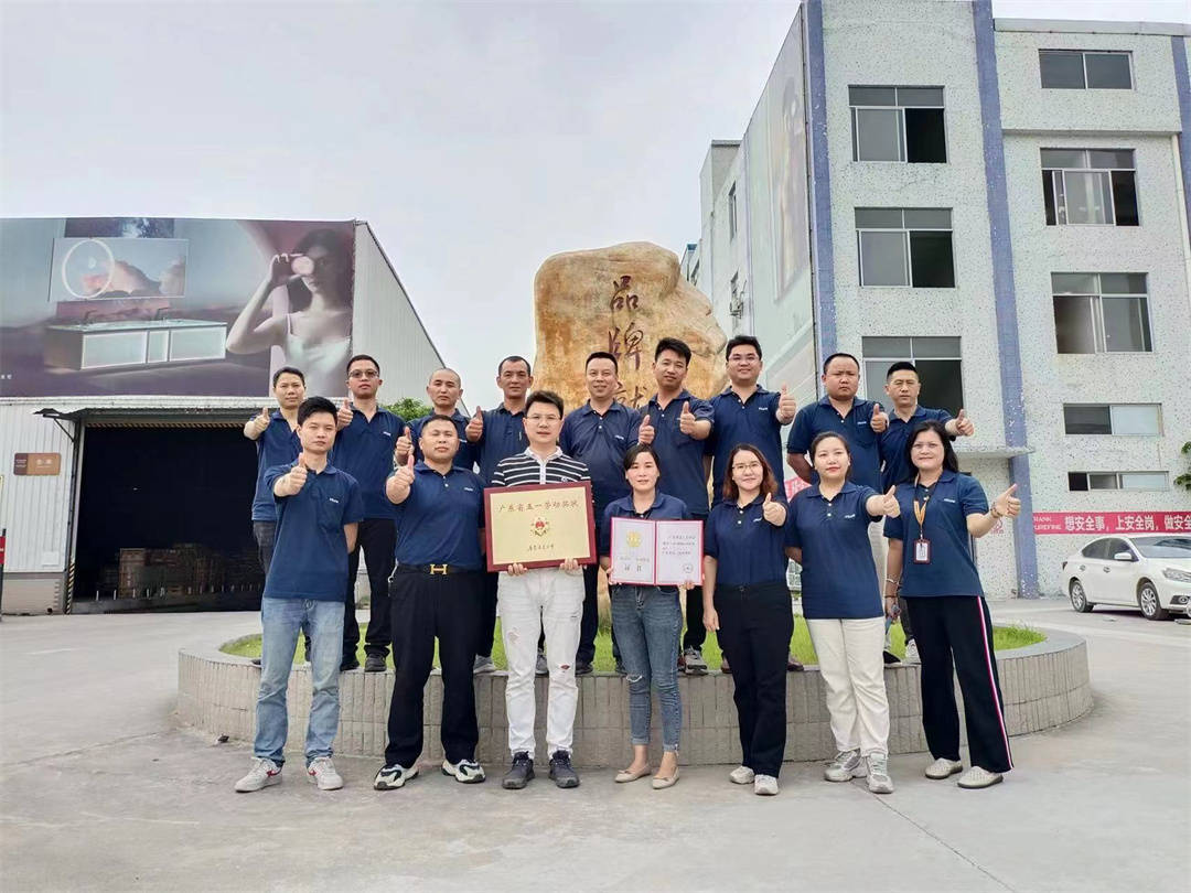 富兰克浴室柜以用心致匠心砥砺奋进新征程尊龙凯时ag旗舰厅登陆浴室柜十大品牌