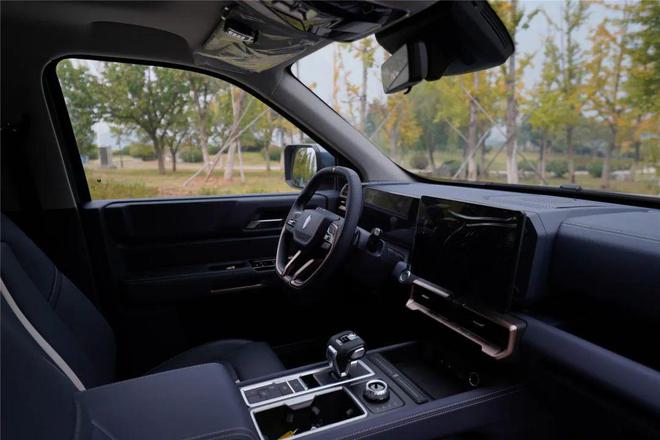 房车9月20亮相成都房车展可进城没报废年限尊龙凯时人生就博登录10万背驮+皮卡秒变(图5)